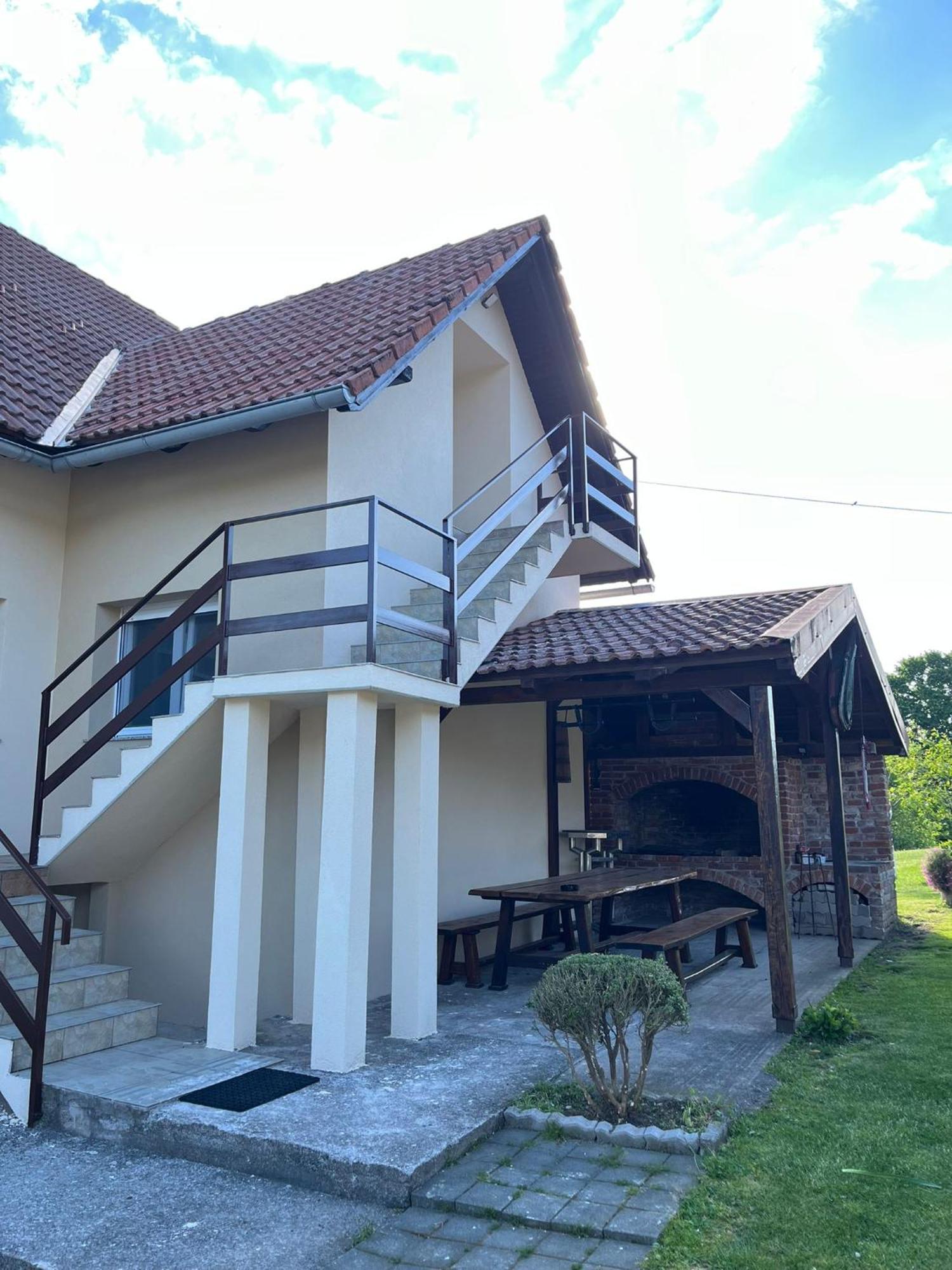 Apartment Anna Saborsko Zewnętrze zdjęcie